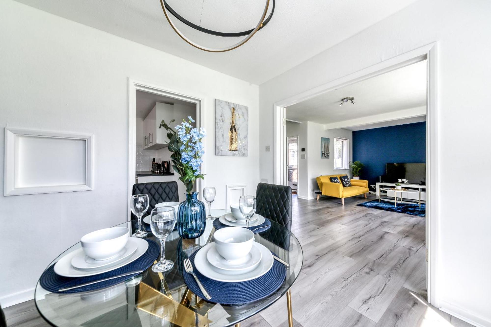 Contemporary 4 Bedroom Detached House With Parking And City Links Croydon Pokój zdjęcie
